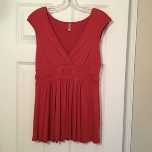 Three Dots V neck sleeveless top